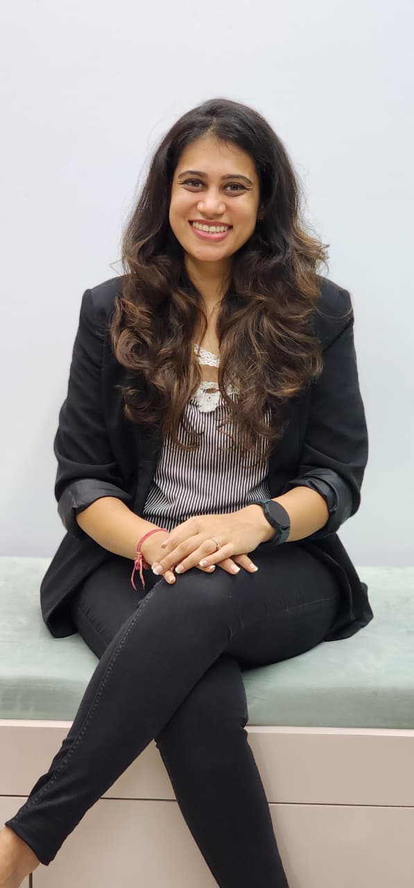 Portrait of Zenisha, counsellor and facilitator